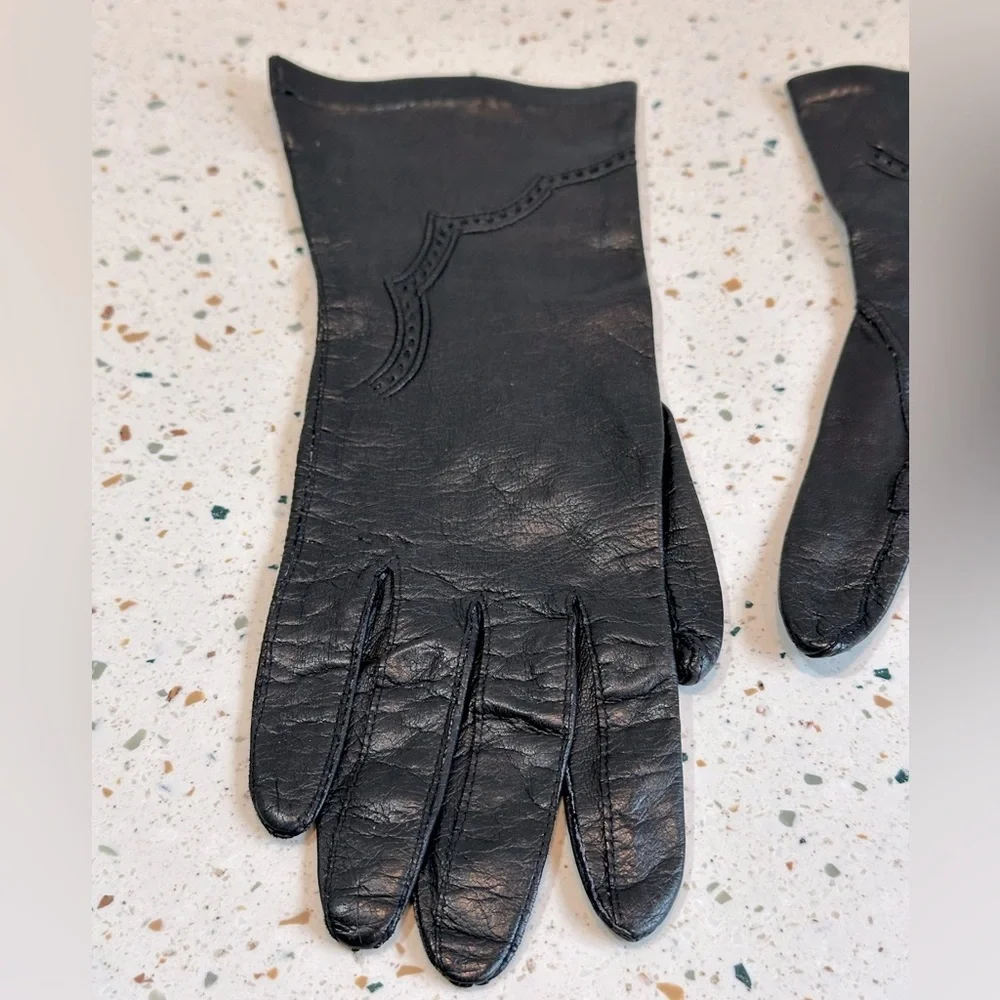 Vintage Carson Pirie Scott & Co. Italian Black Leather Gloves Size 7‎